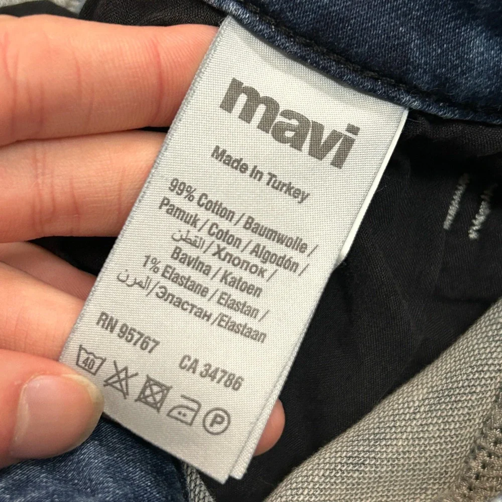 Mavi zach straight